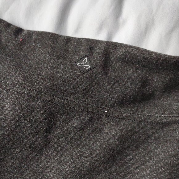 prAna Gianna Skirt - charcoal gray- sz Large - Picture 6 of 6
